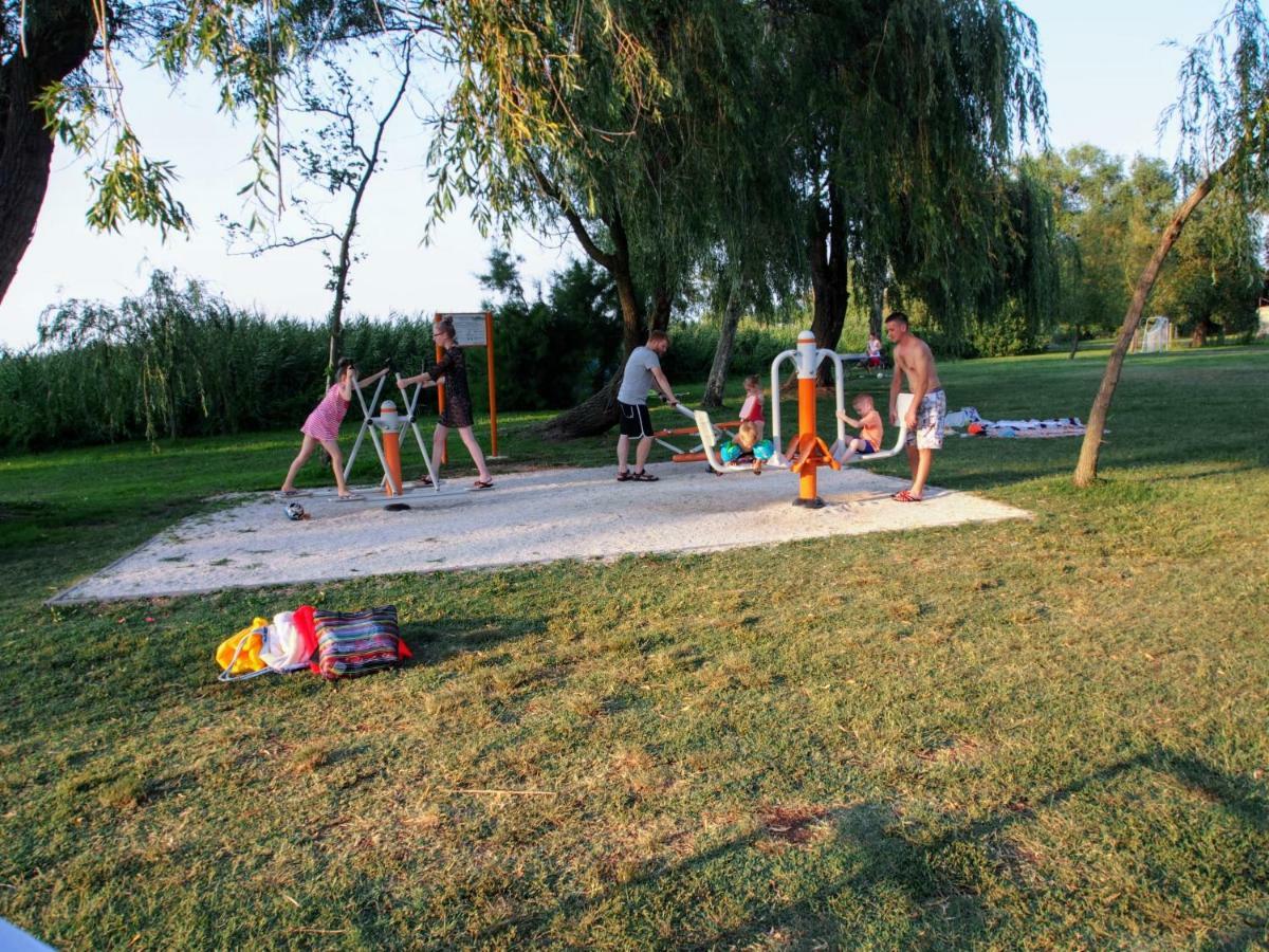 Laszlo Nyaralohaz Balatonfenyves Ngoại thất bức ảnh